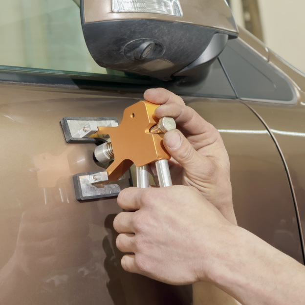 Débosselage, redressage